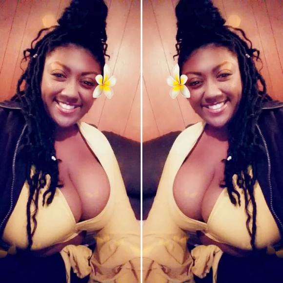 Meet your Posher, Charnae - Picture 1 of 1